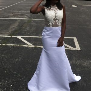 White evening gown / prom